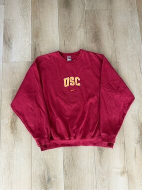 Vintage 00’s Nike USC Sweatshirt. Men’s XXL
